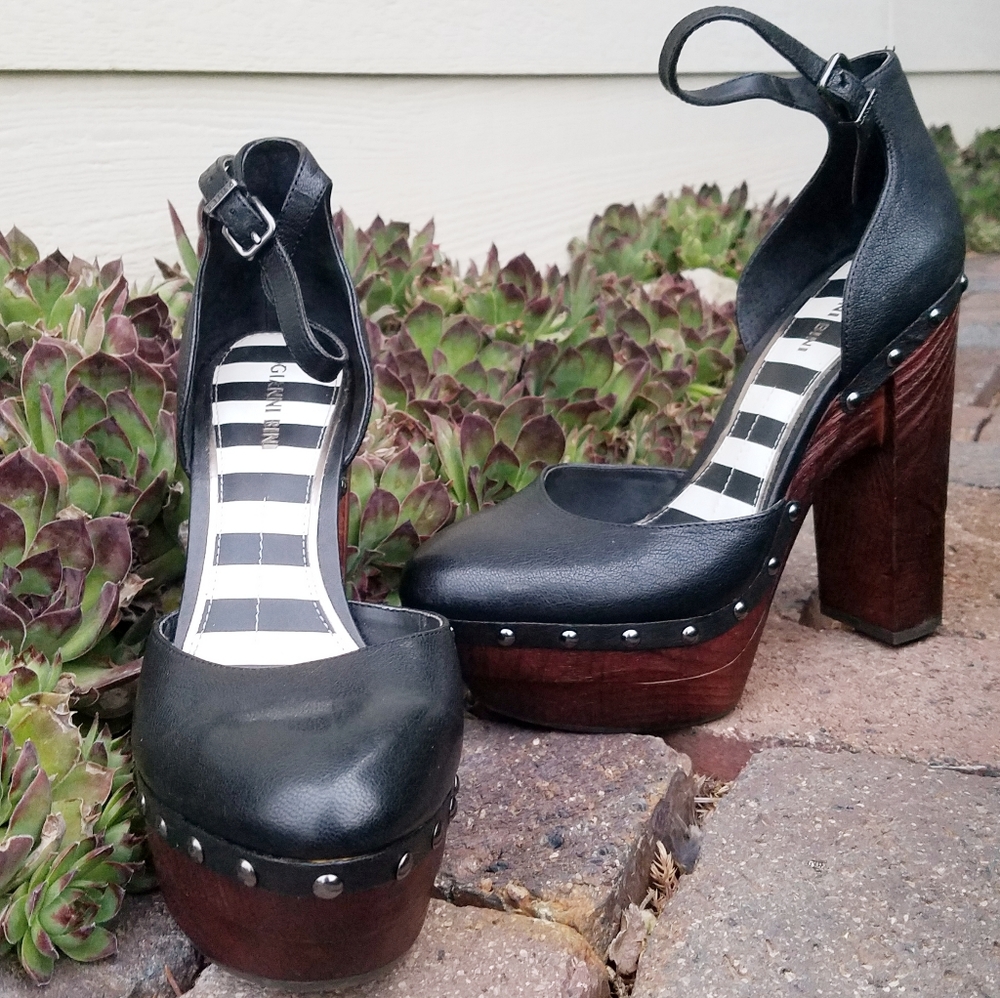 Gianni Bini Heels 8.5